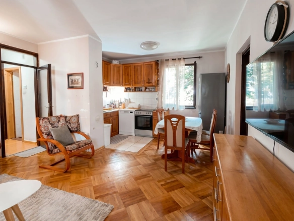 Dvosoban stan 56 m² – Budva — fotografija 2