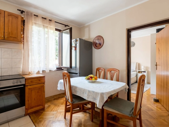 Dvosoban stan 56 m² – Budva — fotografija 3