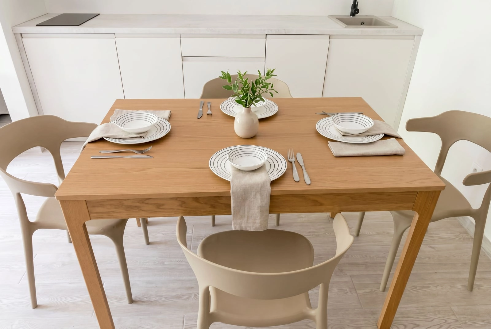 Namjesten-studio-od-33-m²-u-Becicima-Budva-3 Izdavanje: Stan 33 m² – Bečići, Budva — fotografija 4