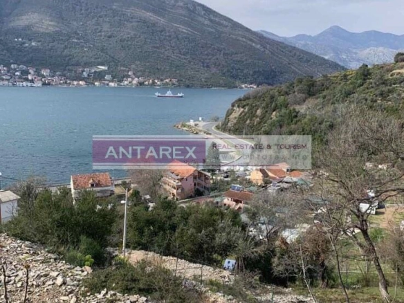Plac 3.806 m² – Lepetane, Tivat — fotografija 2