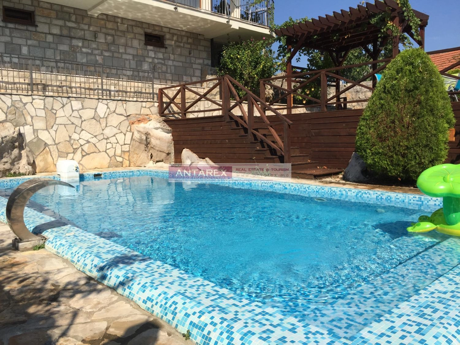 Trospratna-kuca-u-kompleksu-Vranovici-Kotor-1 Kuća 113 m² – Kotor — fotografija 2