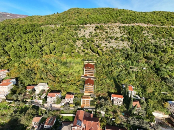 Plac 1.967 m² – Podkošljun, Budva — fotografija 12
