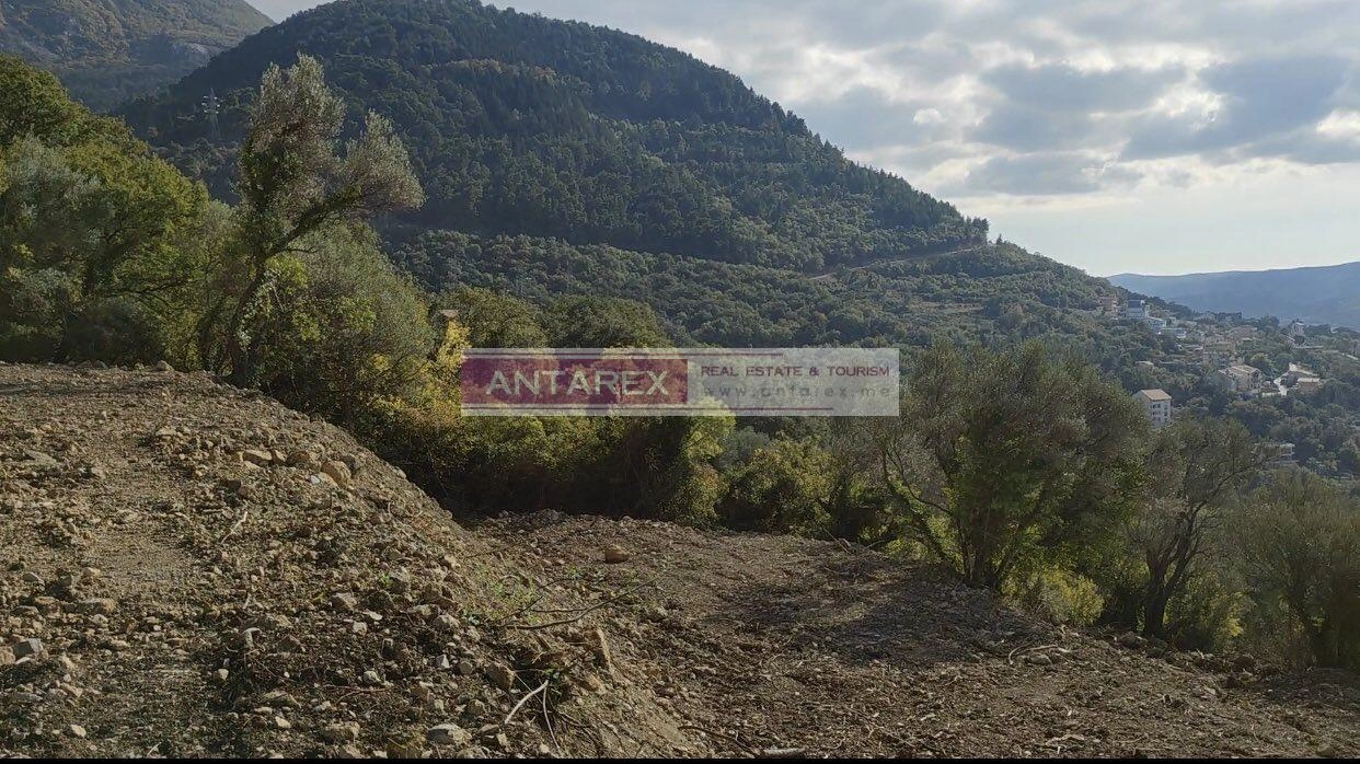 Plac-sa-pogledom-na-more-u-Kavacu-Kotor-2 Plac 1.360 m² – Kavač, Kotor — fotografija 3