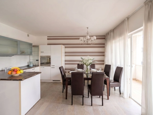 Trosoban stan 102 m² – Kumbor, Herceg Novi — fotografija 6