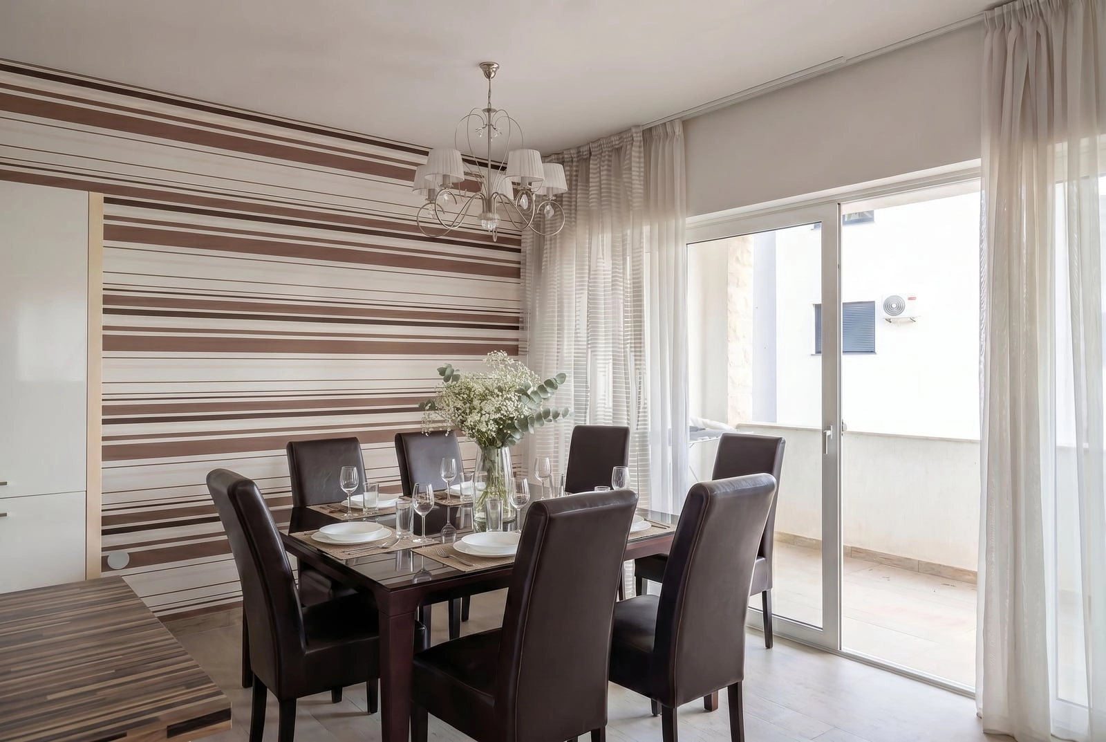 Trosoban-stan-s-pogledom-na-more-u-Kumboru-Herceg-Novi-6 Trosoban stan 102 m² – Kumbor, Herceg Novi — fotografija 7