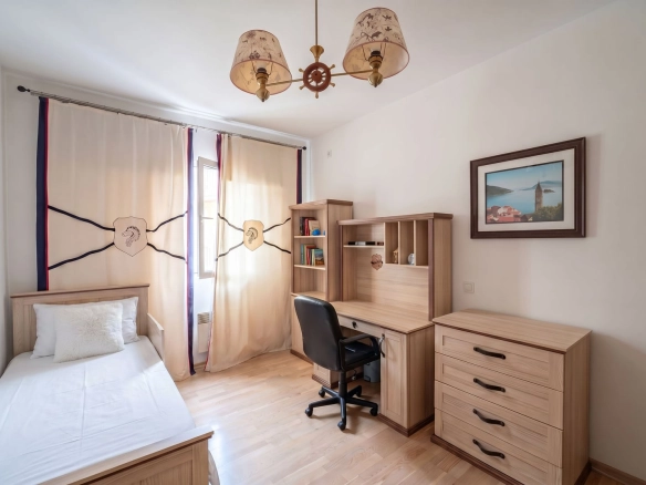 Trosoban stan 102 m² – Kumbor, Herceg Novi — fotografija 16