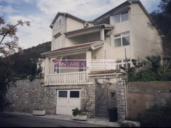 Kuća 257 m² – Lepetane, Tivat — fotografija 3