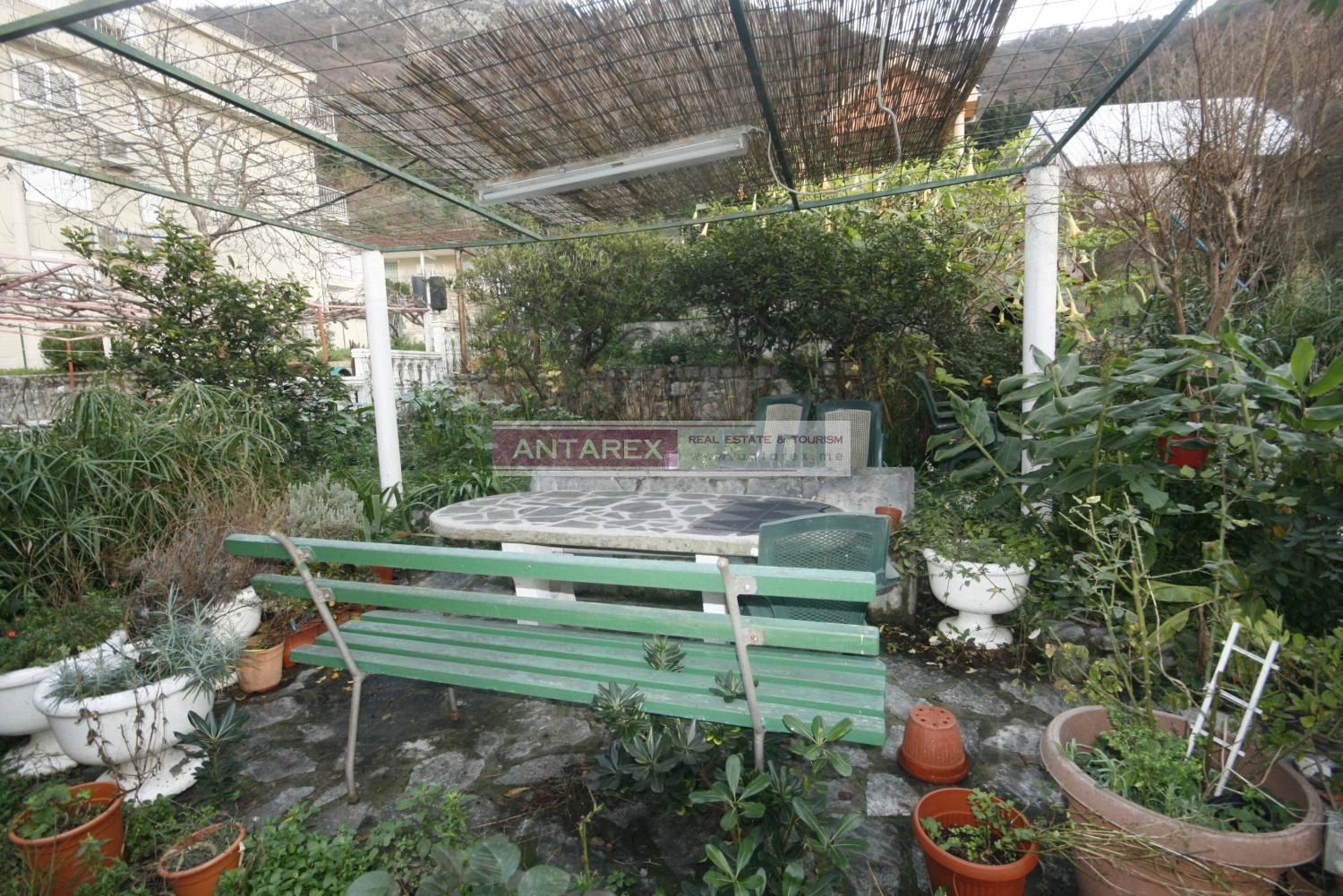 Kuca-u-prvoj-liniji-do-mora-Lepetane-Tivat-6 Kuća 257 m² – Lepetane, Tivat — fotografija 7