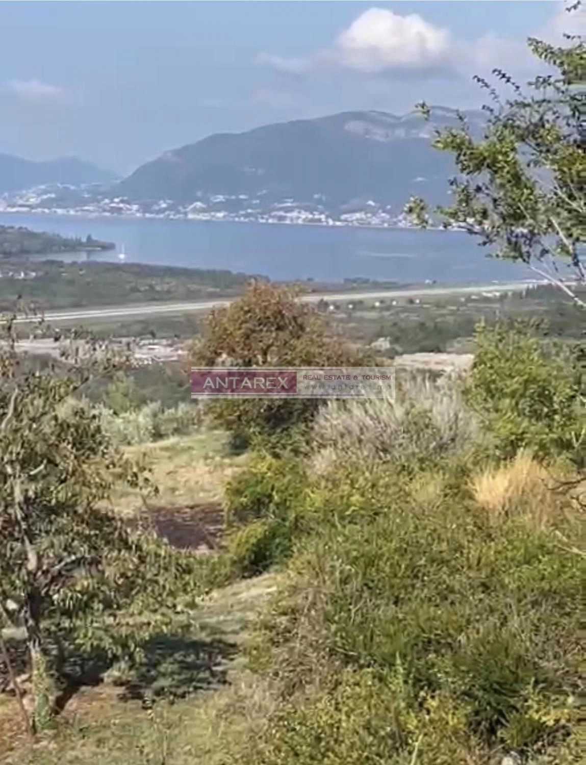 Urbanizovan-plac-sa-pogledom-na-more-Radanovici-Kotor-2 Plac 3.134 m² – Radanovići, Kotor — fotografija 3