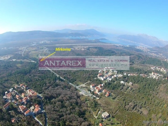 Urbanizovan plac u Kavaču