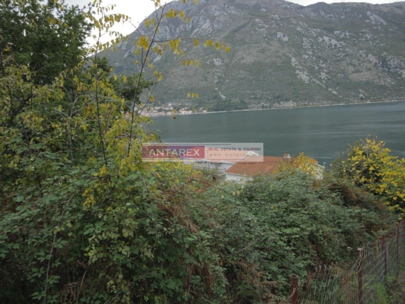Plac 1.350 m² – Stoliv, Kotor — fotografija 2
