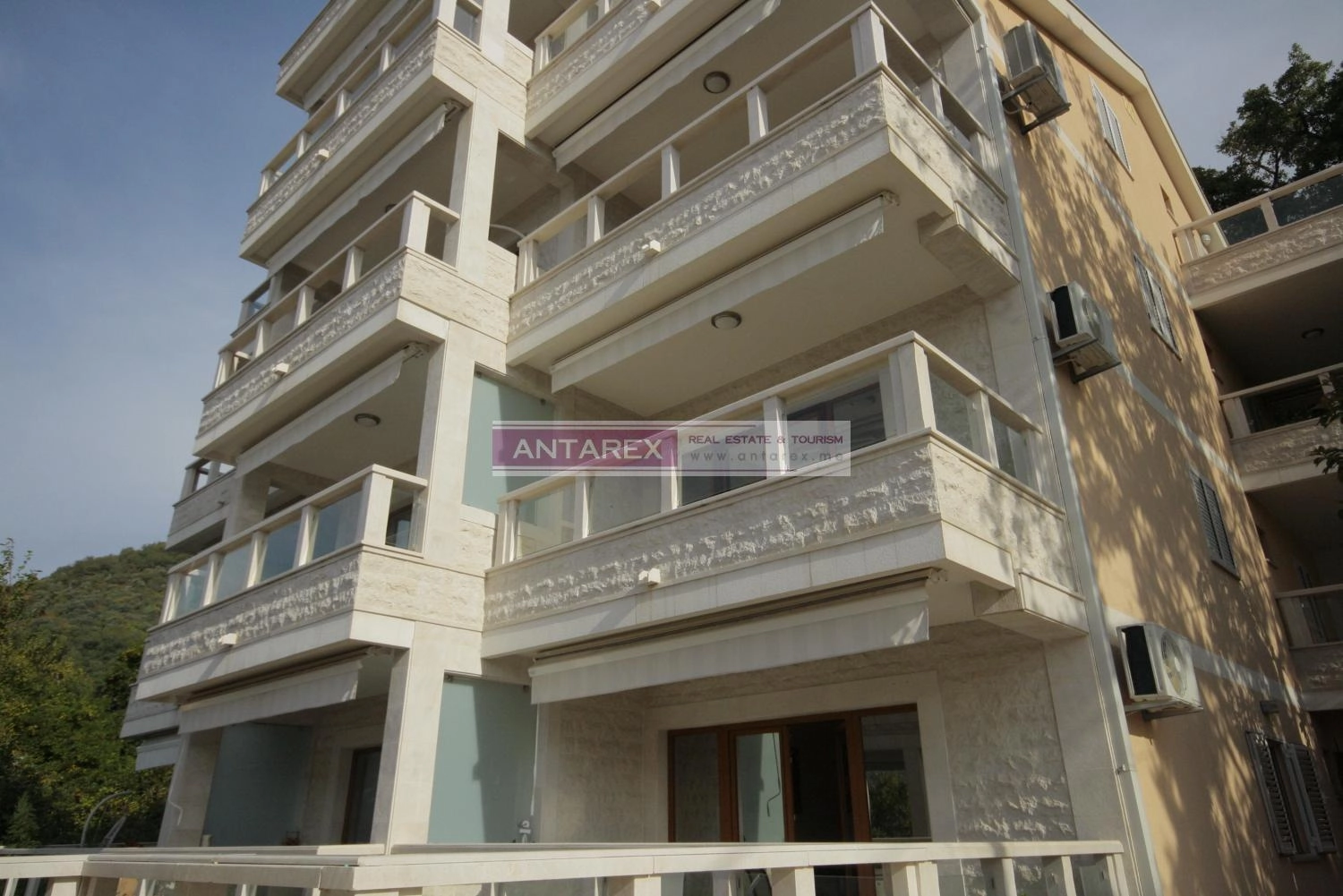 Dvosoban-stan-u-Donjoj-Lastvi-Tivat Dvosoban stan u Donjoj Lastvi
