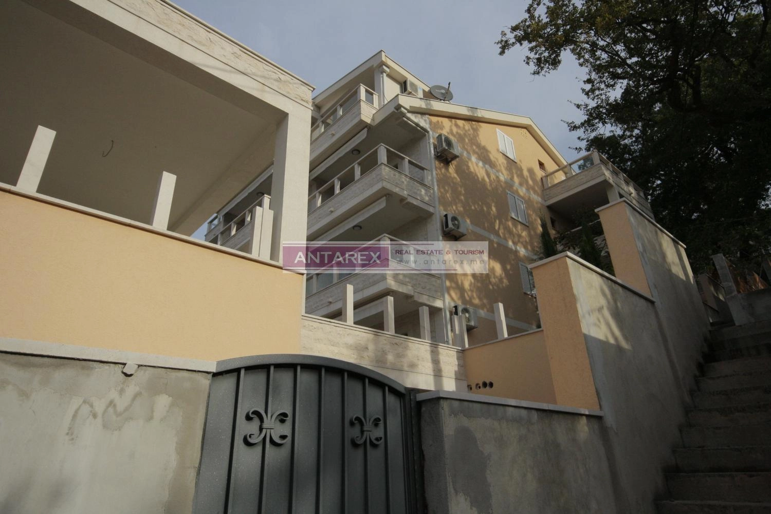 Dvosoban-stan-u-Donjoj-Lastvi-Tivat-1 Dvosoban stan 95 m² – Donja Lastva, Tivat — fotografija 2