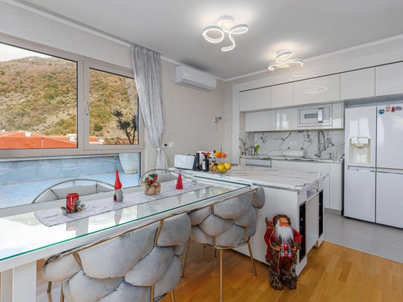 Dvosoban stan 104 m² – Bečići, Budva — fotografija 4
