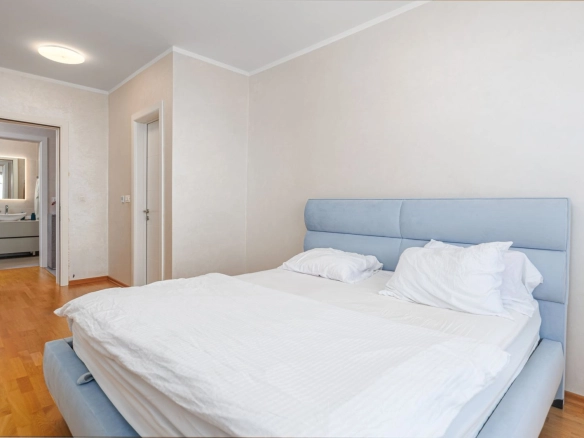 Dvosoban stan 104 m² – Bečići, Budva — fotografija 12