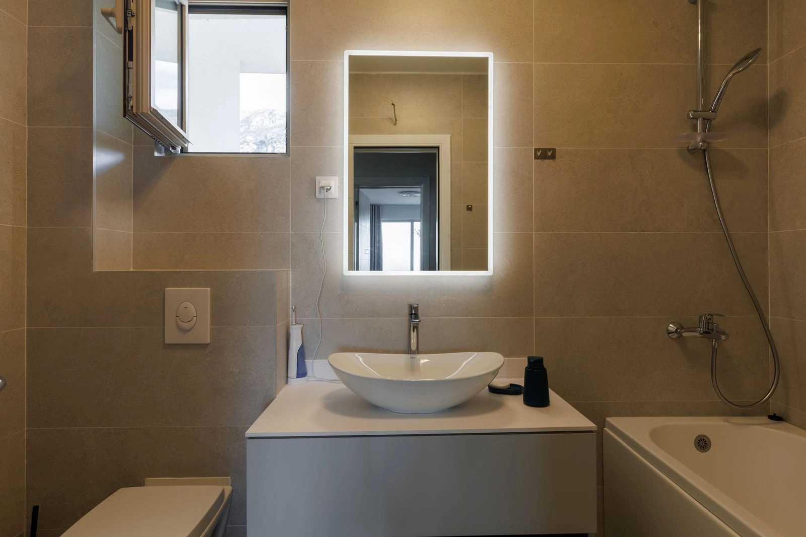 Dvosoban-stan-sa-terasom-u-Becicima-Budva-13 Dvosoban stan 104 m² – Bečići, Budva — fotografija 14