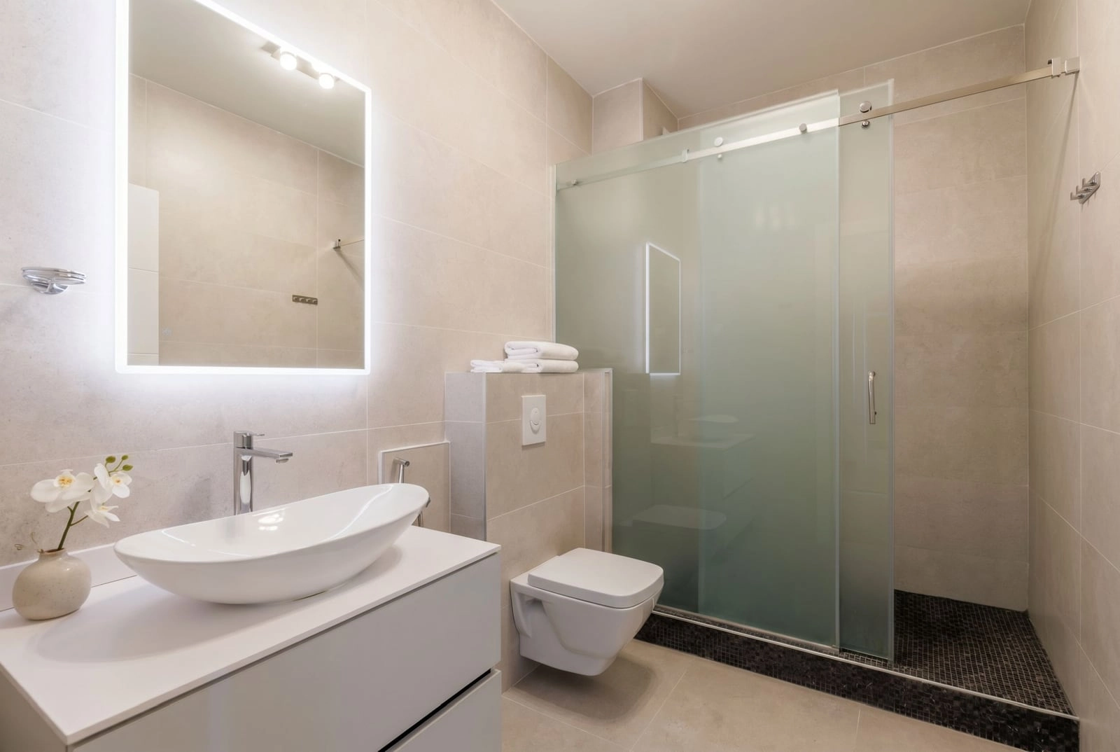 Dvosoban-stan-sa-terasom-u-Becicima-Budva-16 Dvosoban stan 104 m² – Bečići, Budva — fotografija 17
