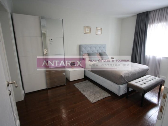 Trosoban stan 165 m² – Kumbor, Herceg Novi — fotografija 5
