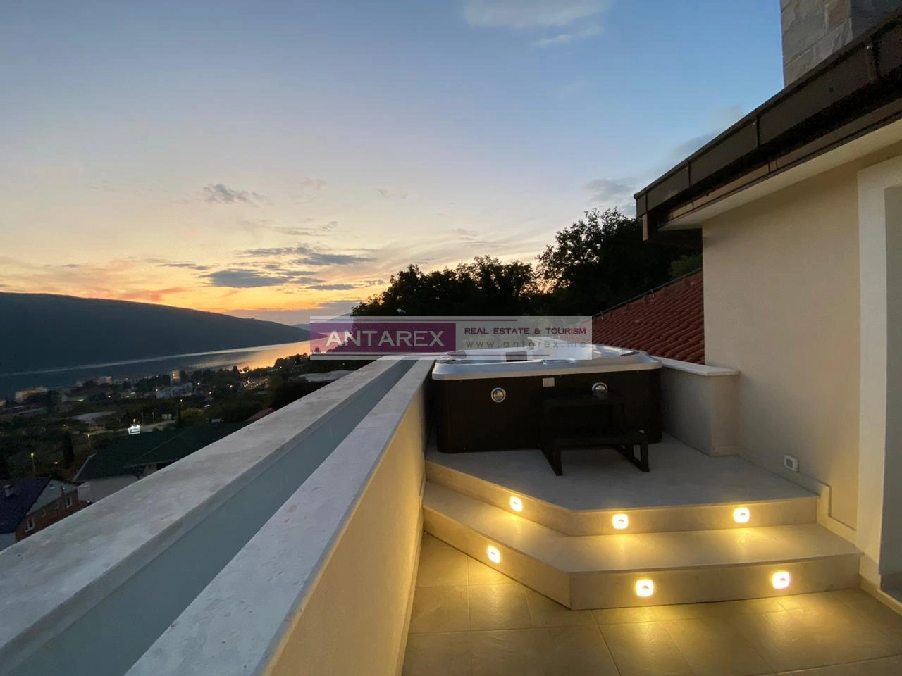 Trosoban-stan-u-kompleksu-u-Kumboru-Herceg-Novi-5 Trosoban stan 165 m² – Kumbor, Herceg Novi — fotografija 6