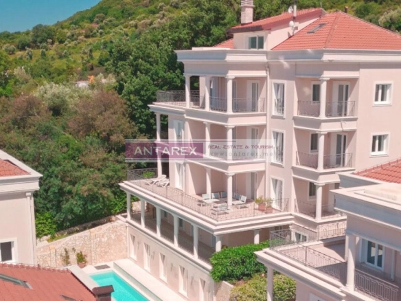 Trosoban stan 165 m² – Kumbor, Herceg Novi — fotografija 11
