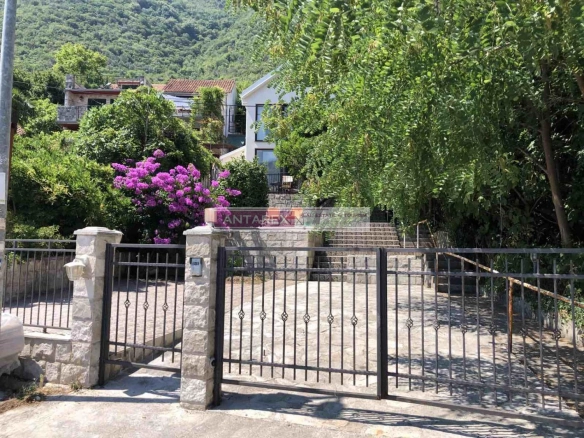 Kuća 102 m² – Stoliv, Kotor — fotografija 3