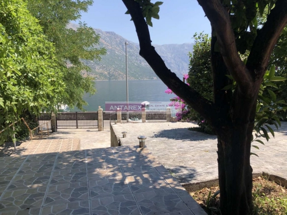 Kuća 102 m² – Stoliv, Kotor — fotografija 4