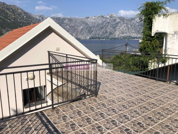 Kuća 102 m² – Stoliv, Kotor — fotografija 5