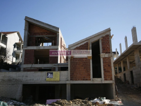 Trosoban stan 136 m² – Tivat — fotografija 5