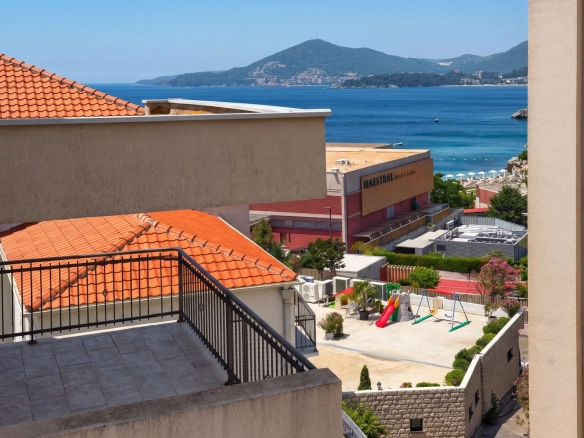 Izdavanje: Stan 136 m² – Pržno, Budva — fotografija 10
