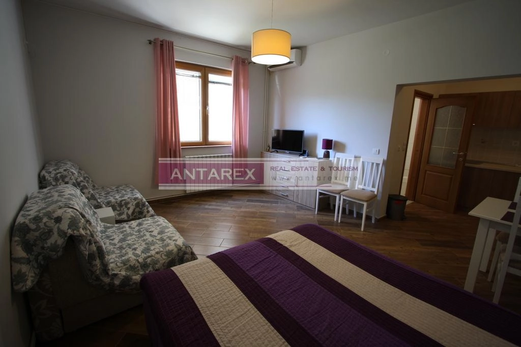 Garsonjera-33-m²-u-kompleksu-sa-bazenima-Herceg-Novi-1 Garsonjera 33 m² – Herceg Novi — fotografija 2