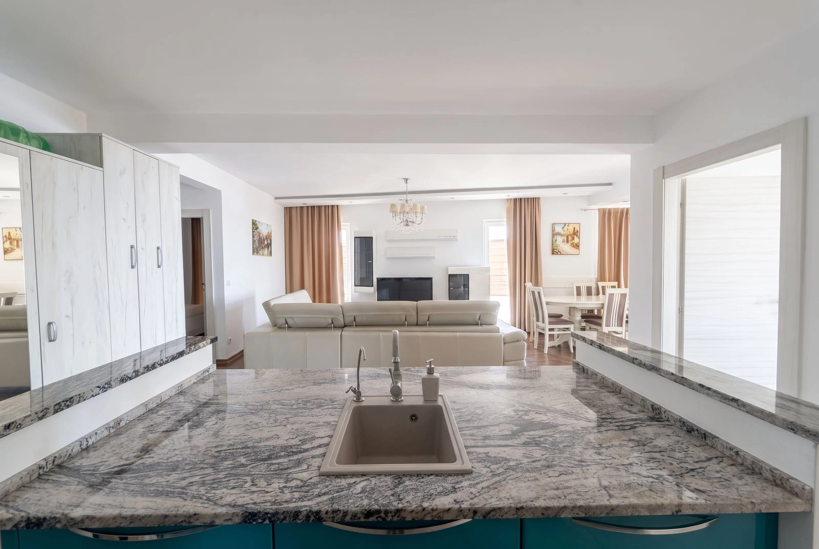 Trosoban-stan-u-kompleksu-MonteDreams-Light-Becici-Budva-3 Izdavanje: Trosoban stan 91 m² – Bečići, Budva — fotografija 4