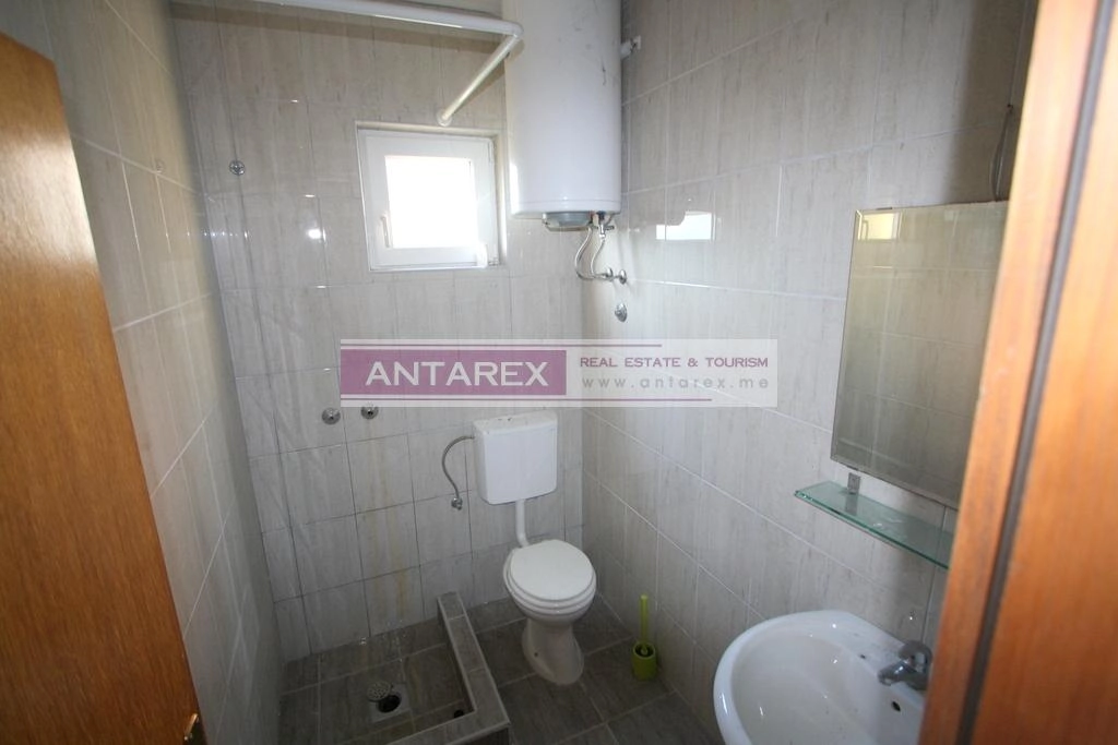 Kuca-sa-pogledom-na-zaliv-u-Suscepanu-Herceg-Novi-6 Kuća 140 m² – Sušćepan, Herceg Novi — fotografija 7