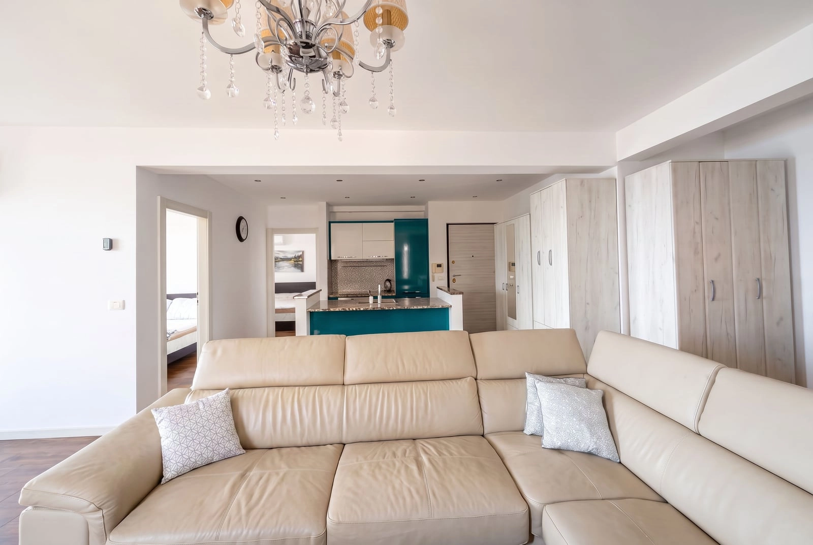 Trosoban-stan-u-kompleksu-MonteDreams-Light-Becici-Budva-16 Izdavanje: Trosoban stan 91 m² – Bečići, Budva — fotografija 17