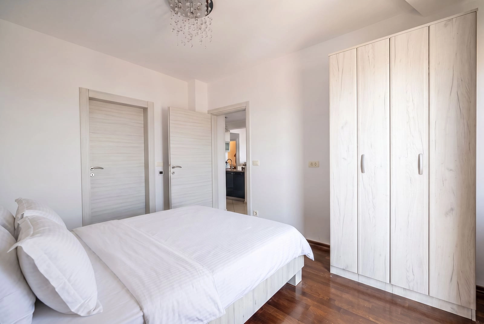 Trosoban-stan-u-kompleksu-MonteDreams-Light-Becici-Budva-19 Izdavanje: Trosoban stan 91 m² – Bečići, Budva — fotografija 20
