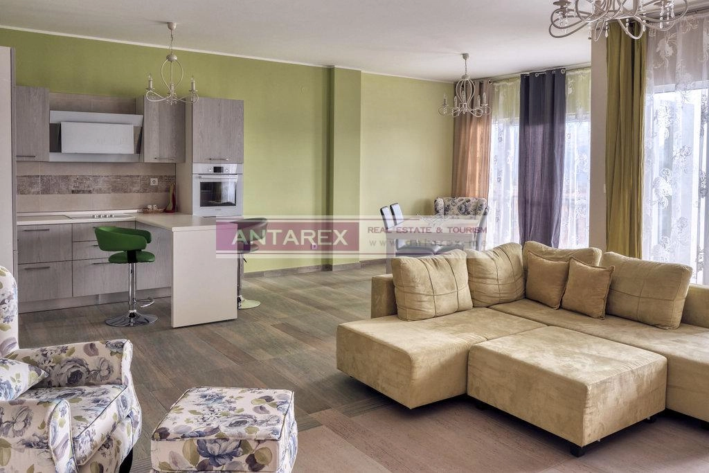 Trosoban-dupleks-stan-u-Kumboru-Herceg-Novi-2 Trosoban stan 135 m² – Kumbor, Herceg Novi — fotografija 3