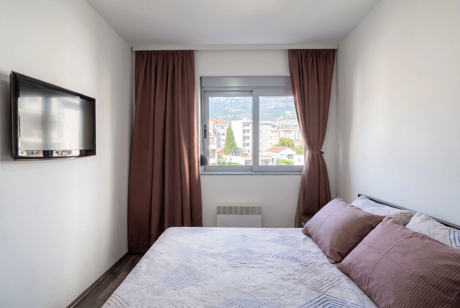 Jednosoban-stan-sa-terasom-u-Budvi-10 Jednosoban stan 53 m² – Budva — fotografija 11
