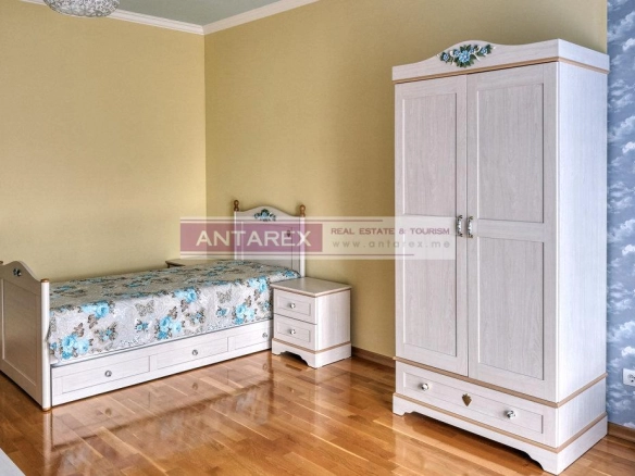 Trosoban stan 135 m² – Kumbor, Herceg Novi — fotografija 6