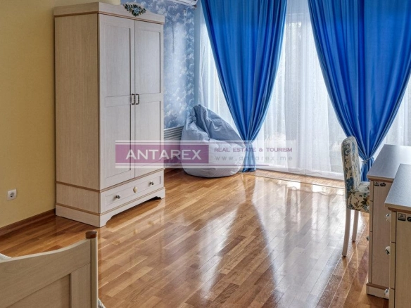 Trosoban stan 135 m² – Kumbor, Herceg Novi — fotografija 7