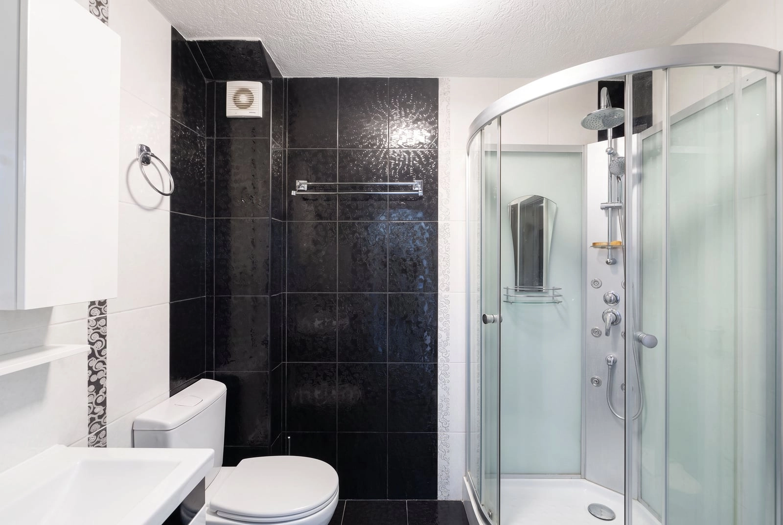 Jednosoban-stan-sa-terasom-u-Budvi-13 Jednosoban stan 53 m² – Budva — fotografija 14