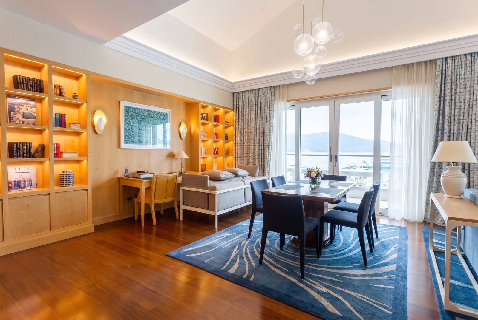 Penthaus-s-pogledom-na-more-u-Porto-Montenegru-Tivat-4 Dvosoban stan 231 m² – Tivat — fotografija 5