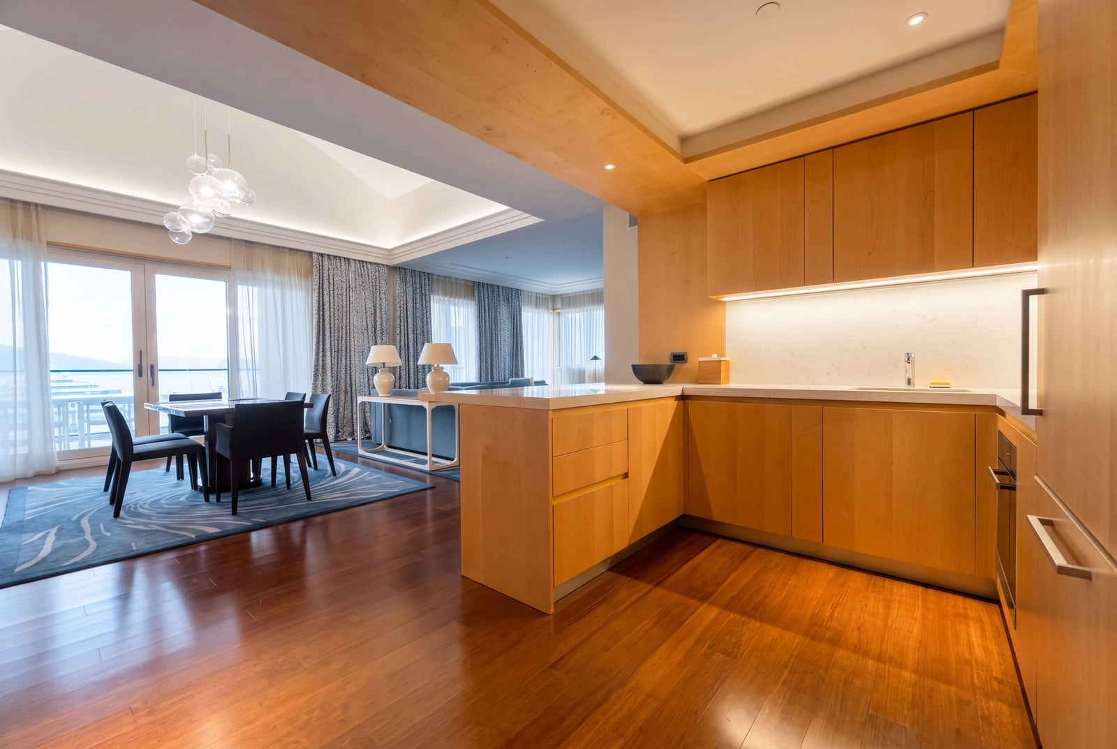 Penthaus-s-pogledom-na-more-u-Porto-Montenegru-Tivat-5 Dvosoban stan 231 m² – Tivat — fotografija 6