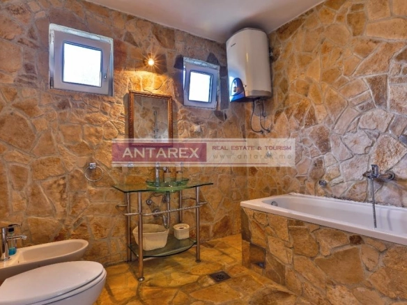 Kuća 486 m² – Bečići, Budva — fotografija 13