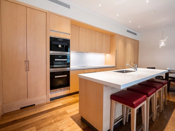 Trosoban stan 244 m² – Tivat — fotografija 5