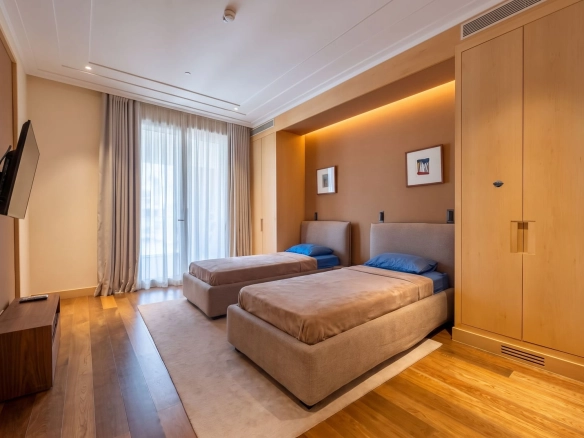 Trosoban stan 215 m² – Tivat — fotografija 13