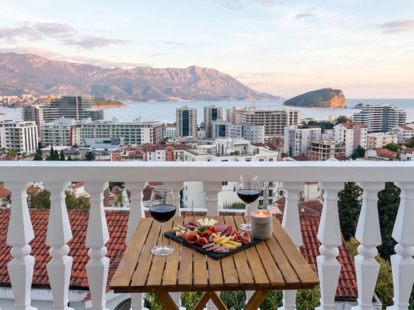Dvosoban stan 68 m² – Babin Do, Budva — fotografija 17