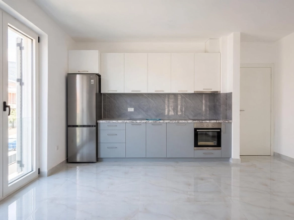 Dvosoban stan 63 m² – Tivat — fotografija 2