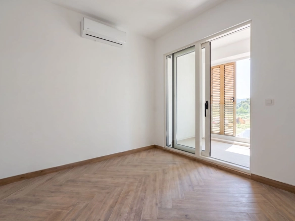 Dvosoban stan 63 m² – Tivat — fotografija 4