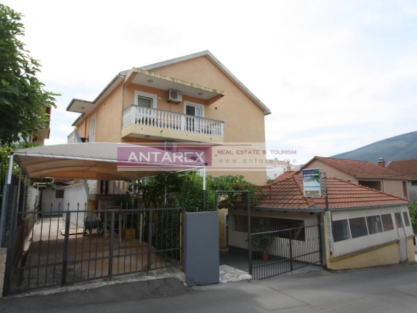 Mini hotel u Đenovićima