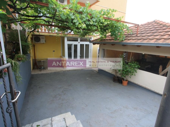 Poslovni prostor 299 m² – Đenovići, Herceg Novi — fotografija 2