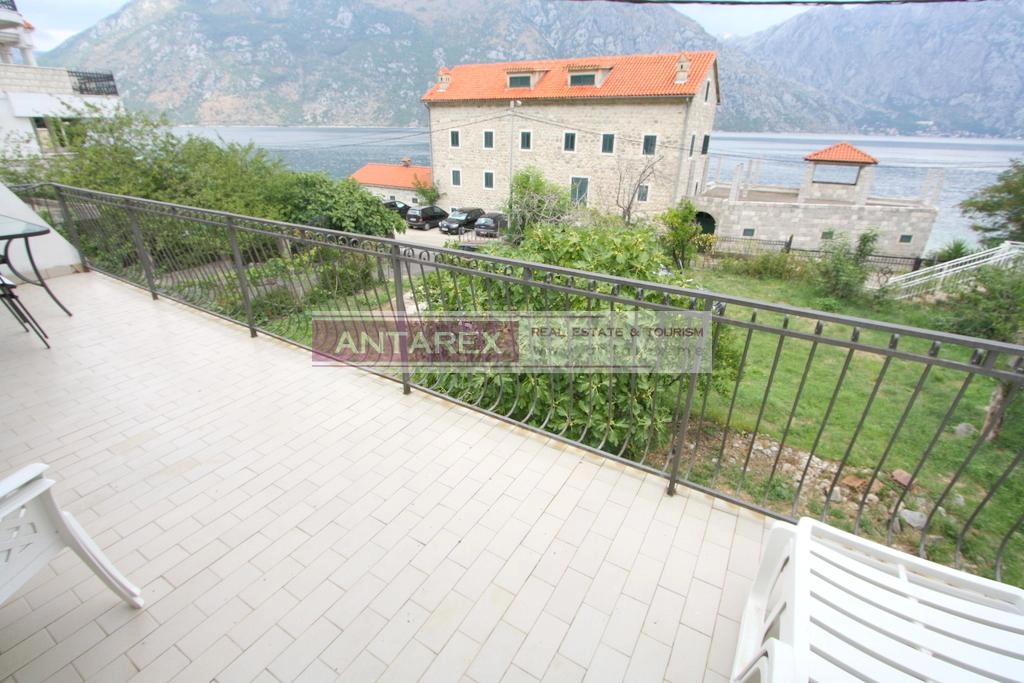 Kuća 115 m² – Stoliv, Kotor — fotografija 9
